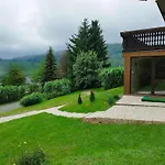 Dom Na Wzgorzu Lodge *
