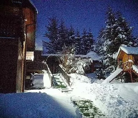 Alojamento de Turismo Selvagem Dom Na Wzgórzu *