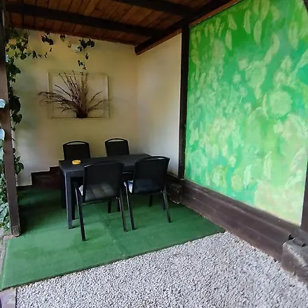 Dom Na Wzgorzu Lodge *