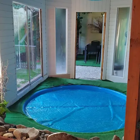 Dom Na Wzgorzu Lodge *